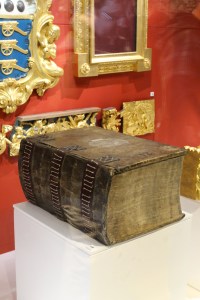 At least I didn't have to write the middle of this book!