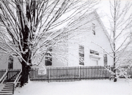 Amesbury Friends Meetinghouse (photo by Ed Mair)