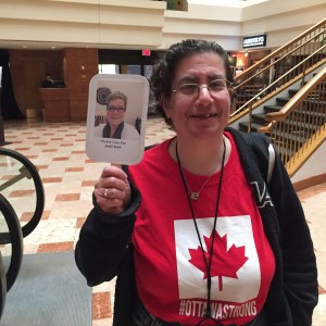 Jacki meets attendee Elaine Naiman.