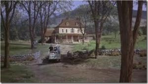 The-big-yellow-house-from-summer-magic_thumb