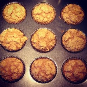 pumpkin-oatmeal-muffins-gigi-pandian
