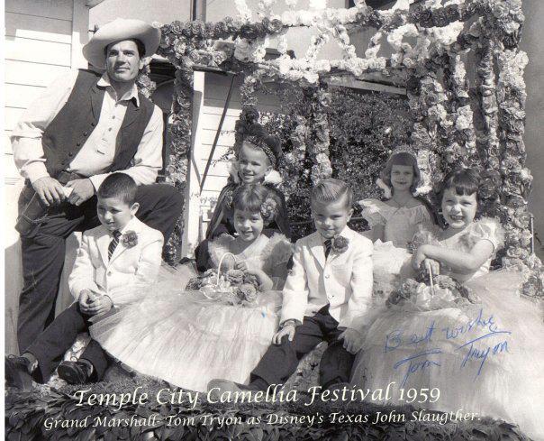 The 1959 royal court on the parade float.